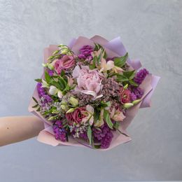 Růžovo- fialová kytice